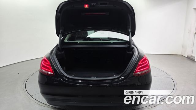 Mercedes-Benz C-Class C200