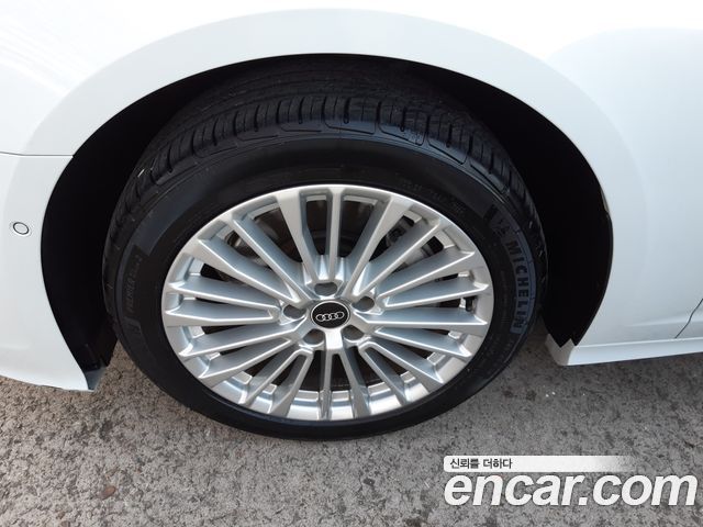 Audi A6 45 TFSI Premium