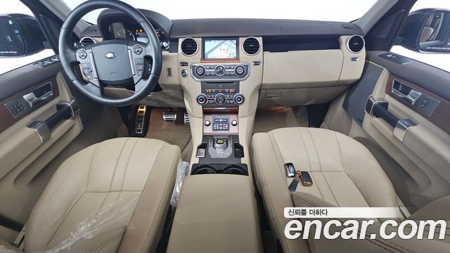 Land Rover Discovery 3.0 SDV6 SE