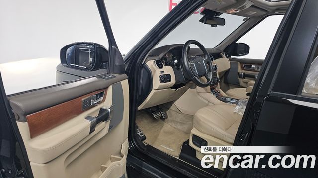Land Rover Discovery 3.0 SDV6 SE