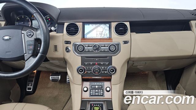 Land Rover Discovery 3.0 SDV6 SE