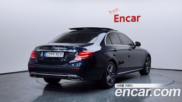 Mercedes-Benz E-Class E300 Avantgarde