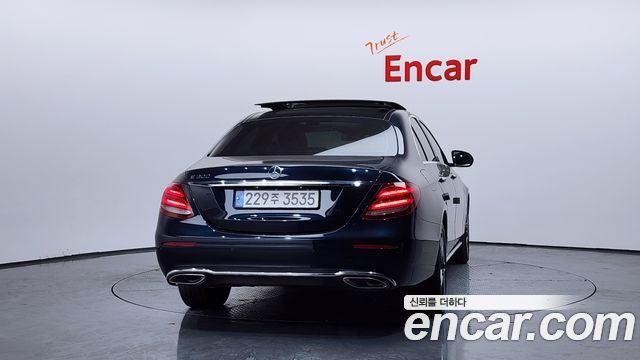 Mercedes-Benz E-Class E300 Avantgarde