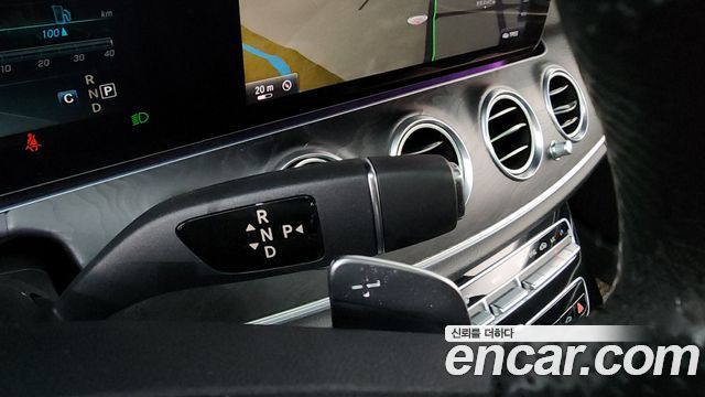 Mercedes-Benz E-Class E300 Avantgarde