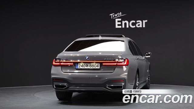 BMW 7-Series 740Li xDrive M Sport Package