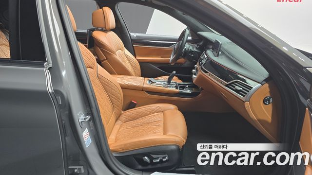 BMW 7-Series 740Li xDrive M Sport Package