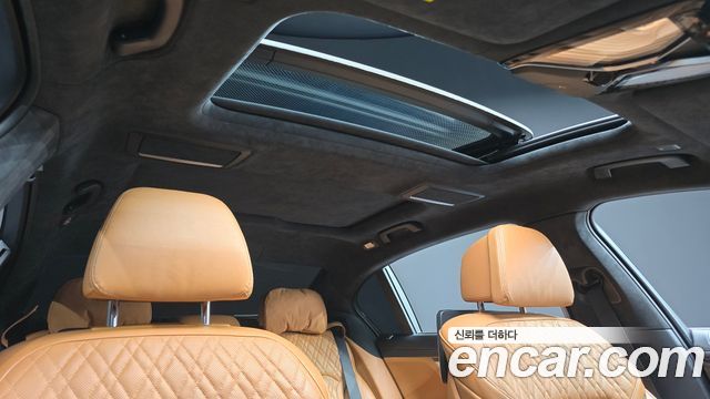 BMW 7-Series 740Li xDrive M Sport Package
