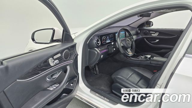 Mercedes-Benz E-Class E300 Avantgarde