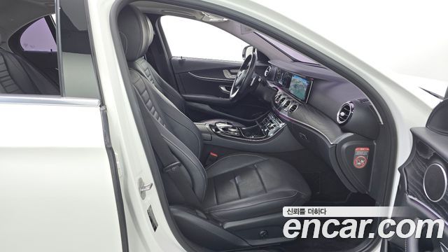Mercedes-Benz E-Class E300 Avantgarde