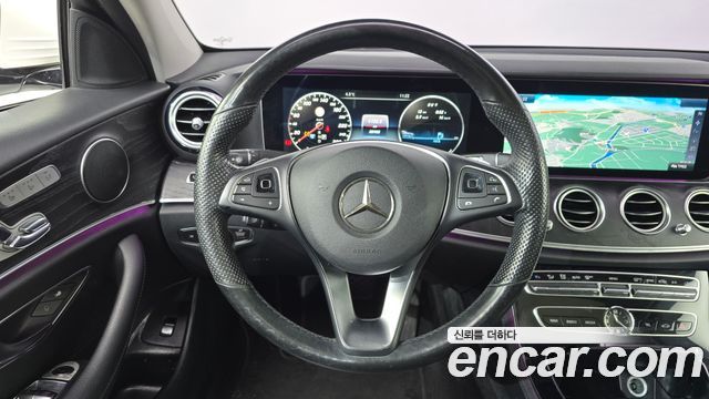Mercedes-Benz E-Class E300 Avantgarde