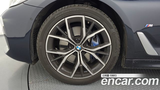 BMW 5-Series 530i M Sport Package