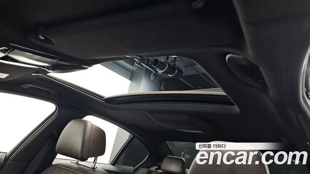 BMW 5-Series 530i M Sport Package