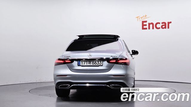 Mercedes-Benz E-Class E350 4MATIC AMG Line