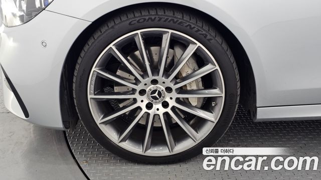 Mercedes-Benz E-Class E350 4MATIC AMG Line