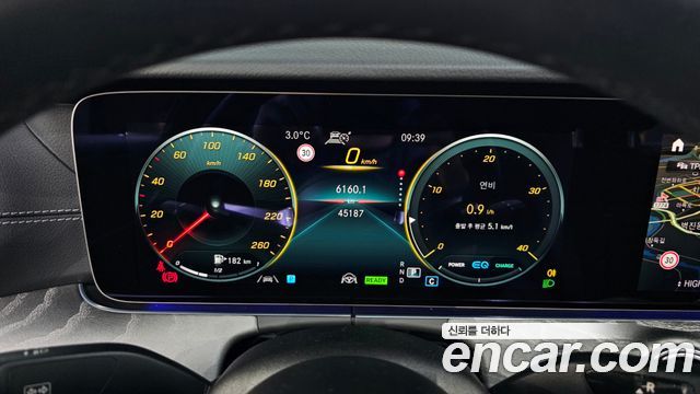 Mercedes-Benz E-Class E350 4MATIC AMG Line