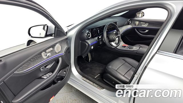 Mercedes-Benz E-Class E350 4MATIC AMG Line