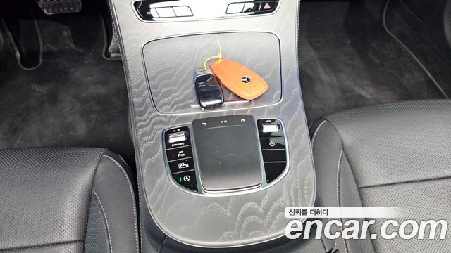 Mercedes-Benz E-Class E350 4MATIC AMG Line