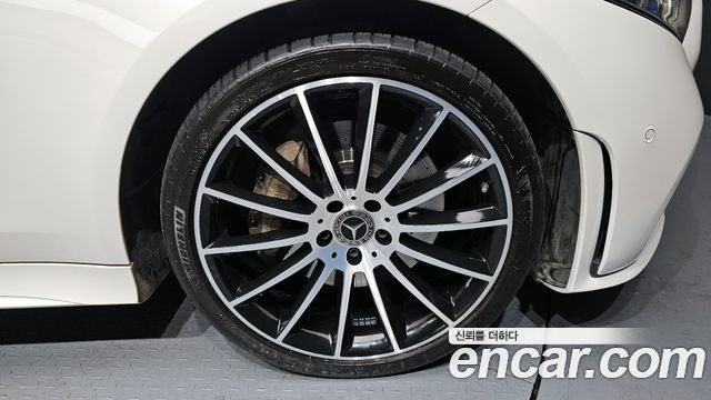 Mercedes-Benz CLS-Class CLS400d 4MATIC AMG Line