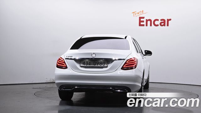 Mercedes-Benz C-Class C200 Avantgarde
