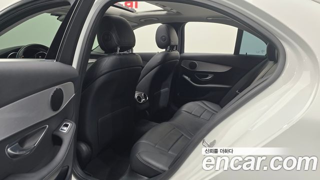 Mercedes-Benz C-Class C200 Avantgarde