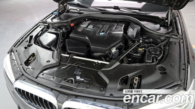 BMW 5-Series 530i xDrive M Sport Package Plus