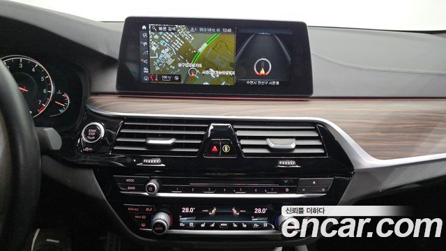 BMW 5-Series 530i xDrive M Sport Package Plus