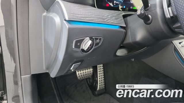 Mercedes-Benz E-Class E350 4MATIC AMG Line