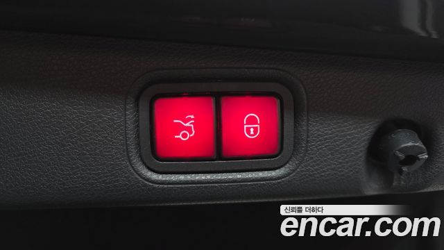 Mercedes-Benz E-Class E350 4MATIC AMG Line