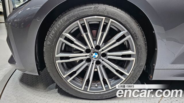 BMW 3-Series 320i M Sport