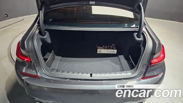 BMW 3-Series 320i M Sport