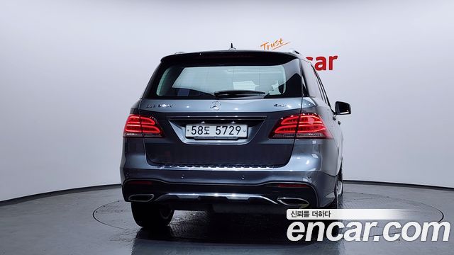 Mercedes-Benz GLE-Class GLE350 d 4MATIC Premium