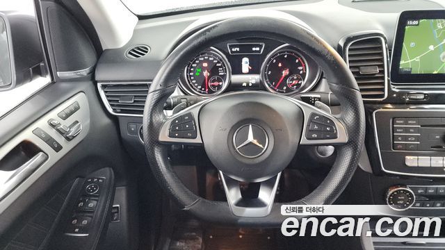 Mercedes-Benz GLE-Class GLE350 d 4MATIC Premium