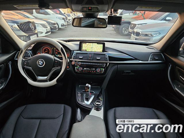 BMW 3-Series 320d
