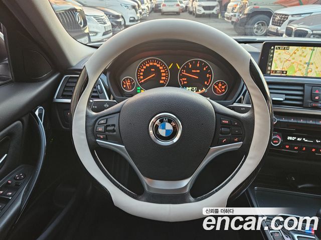 BMW 3-Series 320d
