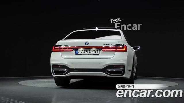 BMW 7-Series 740Li xDrive M Sport Package
