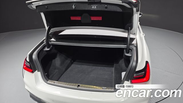 BMW 7-Series 740Li xDrive M Sport Package