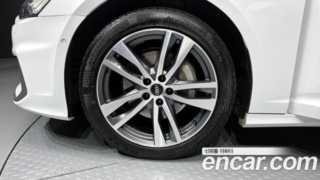 Audi A6 45 TFSI Premium