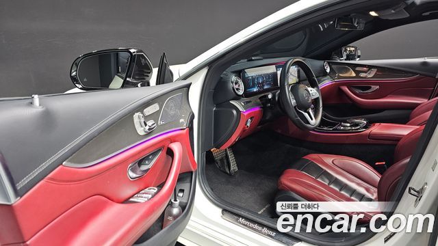 Mercedes-Benz CLS-Class CLS300d AMG Line