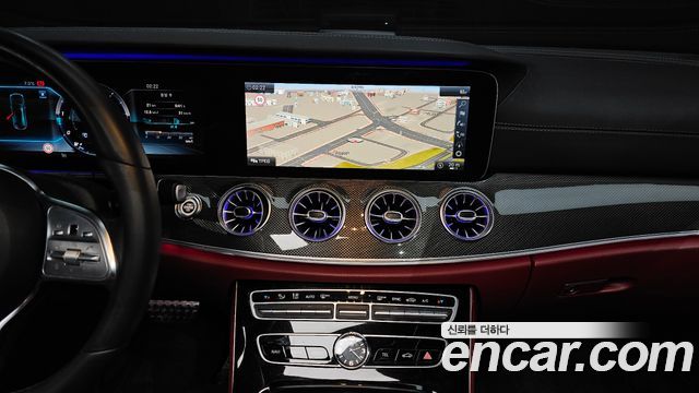 Mercedes-Benz CLS-Class CLS300d AMG Line