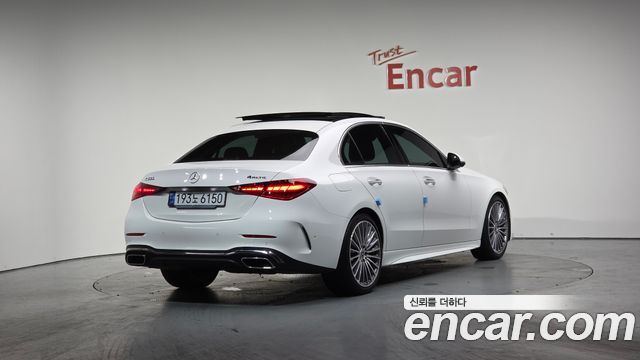 Mercedes-Benz C-Class C300 4MATIC AMG Line