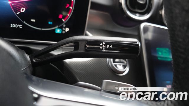 Mercedes-Benz C-Class C300 4MATIC AMG Line