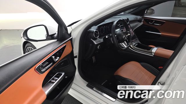 Mercedes-Benz C-Class C300 4MATIC AMG Line