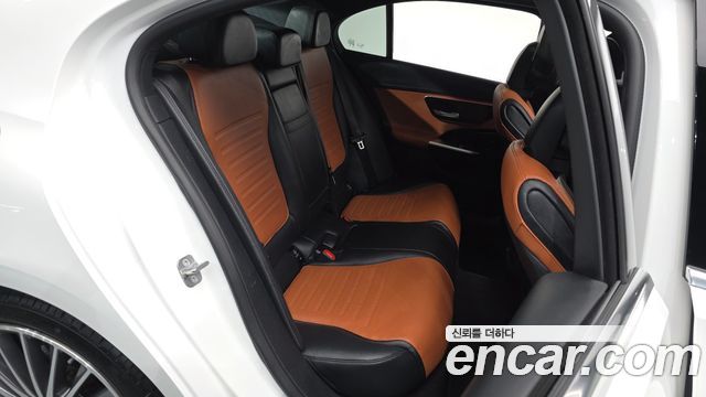 Mercedes-Benz C-Class C300 4MATIC AMG Line