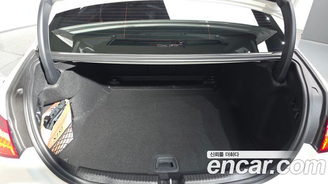 Mercedes-Benz C-Class C300 4MATIC AMG Line