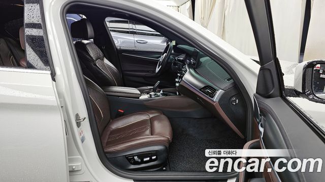 BMW 5-Series 523d M Sport