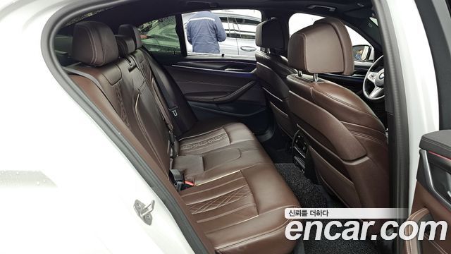 BMW 5-Series 523d M Sport