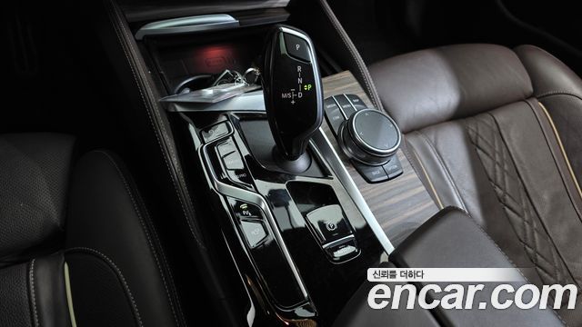 BMW 5-Series 530i M Sport Package