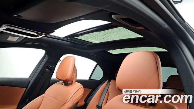 Mercedes-Benz C-Class C300 4MATIC Avantgarde