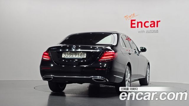 Mercedes-Benz E-Class E220d 4MATIC Exclusive