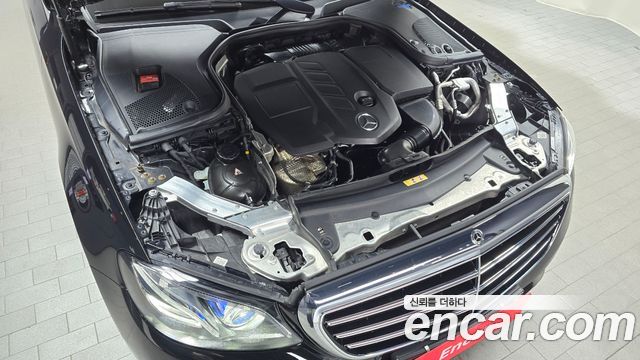 Mercedes-Benz E-Class E220d 4MATIC Exclusive